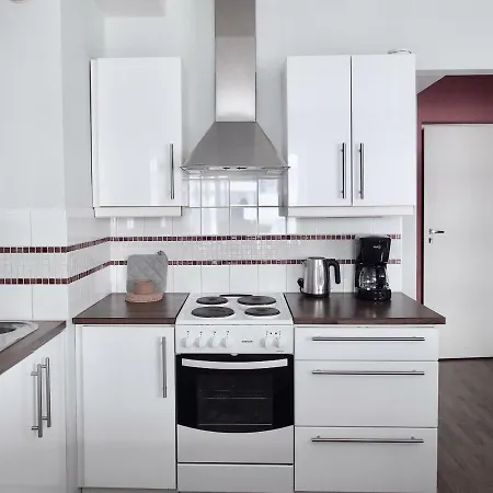 2ndhomes Downtown Studio *